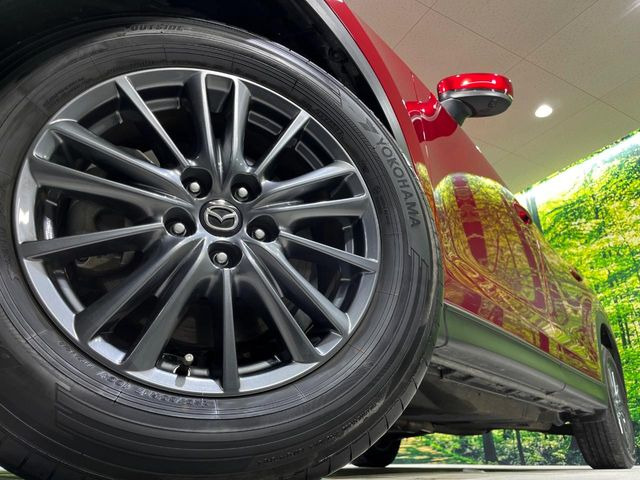 �y����17�C���`�A���~�z�C�[���z�O�ςɃ}�b�`���������A���~�z�C�[���𑕒����Ă���܂��B�e��ЊO�A���~�z�C�[����A�X�^�b�h���X�^�C�����戵�����Ă���܂��B���񂲑��k����������