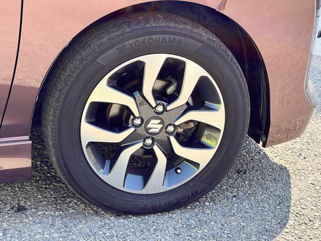 ���Ђ́A���q���܂̃j�[�Y�ɂ������o����悤�A�L�x�ȎԎ����葵���Ă���܂��B����芷���̍ۂ��A����A��낵�����肢�������܂��B