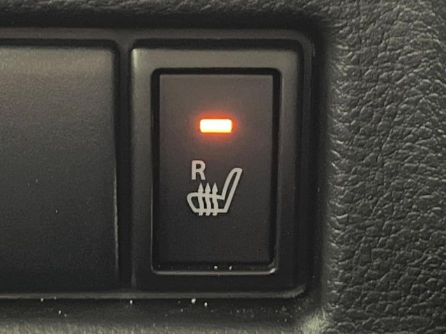 �y�V�[�g�q�[�^�[�z�������ɏd�󂷂�V�[�g�q�[�^�[!�G�A�R����葁�����܂��Ă����̂Ŋ�����̐l�����S�ł��ˁ�G�A�R���̉����͊������邩����A�Ƃ������ɂ����������߂ł��B