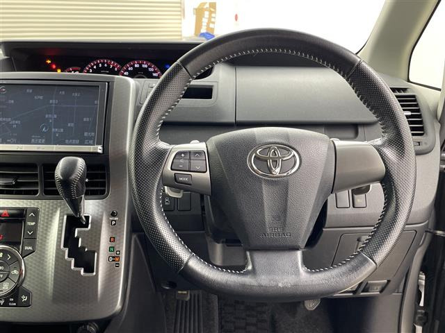 ヴォクシー2.0 ZS 煌Z