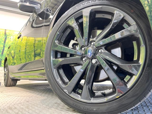 �y�����A���~�z�C�[���z�O�ςɃ}�b�`���������A���~�z�C�[���𑕒����Ă���܂��B�e��ЊO�A���~�z�C�[����A�X�^�b�h���X�^�C�����戵�����Ă���܂��B���񂲑��k����������