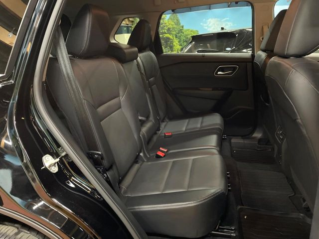 �L�X�Ƃ���2��ڃV�[�g�͋��Z���������A���S�n�����K!�F�B��Ƒ��Ƃ̂��o�����ɂ҂�����ł��B�x�r�[�V�[�g��`���C���h�V�[�g�g�p�������K�ɂ��߂�������������\���ȋ�Ԃ��m�ۂ��Ă��܂��B