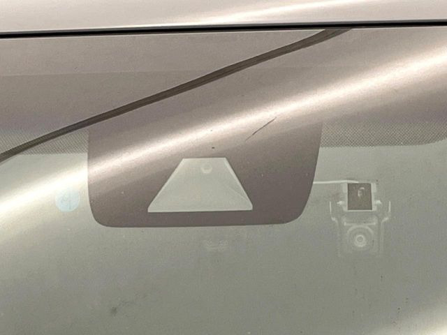 �y�g���^�Z�[�t�e�B�Z���X�z���s���ɑO���̎ԗ�����F�����A�Փ˂������Ȏ��͌x��ƃu���[�L�ŏՓˉ���Ɣ�Q�y�����A�V�X�g�B�����S�Ƀh���C�u�����y���݂��������܂��B