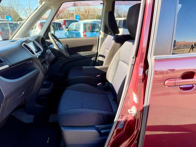 ���������ԑ����W�����ł�!���̋@��ɐ��񂲗��X������!