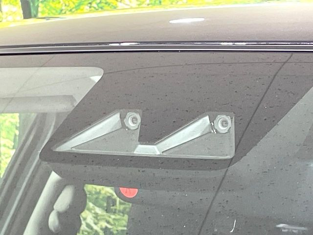 �y�X�}�[�g�A�V�X�g�z���s���ɑO���̎ԗ�����F�����A�Փ˂������Ȏ��͌x��ƃu���[�L�ŏՓˉ���Ɣ�Q�y�����A�V�X�g�B�����S�Ƀh���C�u�����y���݂��������܂��B