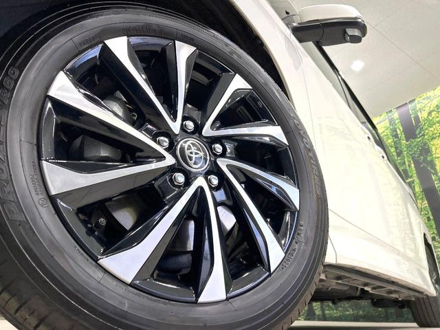 �y����17�C���`�A���~�z�C�[���z�O�ςɃ}�b�`���������A���~�z�C�[���𑕒����Ă���܂��B�e��ЊO�A���~�z�C�[����A�X�^�b�h���X�^�C�����戵�����Ă���܂��B���񂲑��k����������