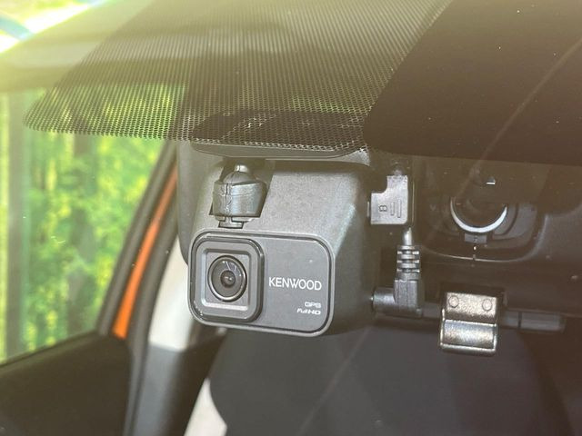 �y�h���C�u���R�[�_�[�z�h���C�u���R�[�_�[����!���s���͂������A������^�]�⎖�̂ɑ��������ہA�f���ŋL�^���A����̃��X�N�ɔ����܂��B���L�^�pSD�J�[�h�͂��q�l�����g�ł��������������K�v������܂��B