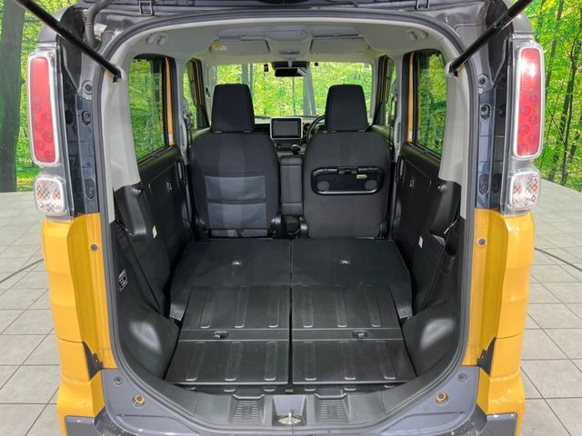 ���i�̂���������ʋ΁A���}���ɏ\���ȉ׎��X�y�[�X���m�ۂ��Ă���܂��B�Z�J���h�V�[�g��|���ƁA�傫�ȉו��̐ύڂ��\�ł���