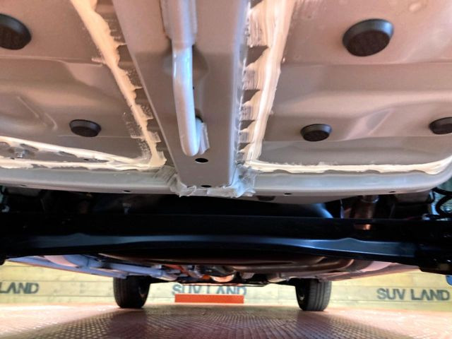 ����肪���ꂢ�Ȃ����ɁA�h�K���H�̎{�H���I�X�X���B�~��n��͂������A���ݕ��ɂ��Z���̕���A��Ń}�����E�E�B���^�[�X�|�[�c���������ɂ��D�]���������Ă���܂��B