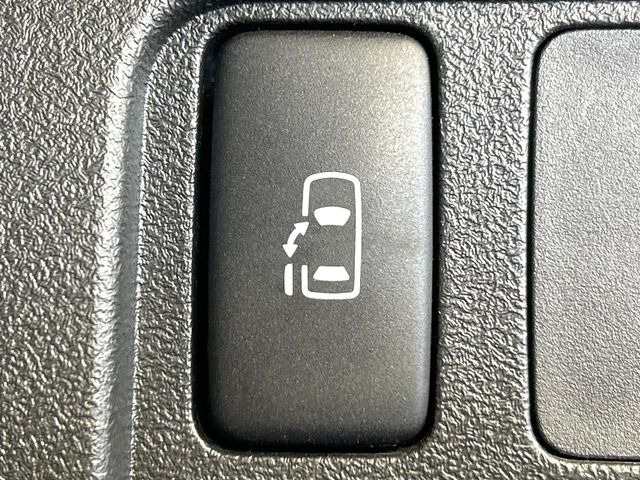 �y�p���[�X���C�h�h�A�z�X�}�[�g�L�[��^�]�Ȃ̃X�C�b�`�ŃX���C�h�h�A�̊J���\���d��������͂����ăh�A���J����K�v�������A���������q�l�ł��A�d���ו��������Ă��鎞�����N�ɊJ���߂ł��܂���