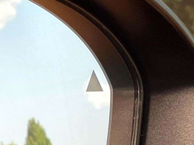 �y������p���m�z���s���A�h�A�~���[�̎��p�ɂȂ�₷���ӏ��Ɍ㑱�Ԃ��ڋ߂���ƃT�C�h�~���[�t�߂Ɍx����\���A�h���C�o�[�ɒ��ӊ��N�����Ă���܂��B