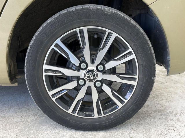 �y����14�C���`�A���~�z�C�[���z�O�ςɃ}�b�`���������A���~�z�C�[���𑕒����Ă���܂��B�e��ЊO�A���~�z�C�[����A�X�^�b�h���X�^�C�����戵�����Ă���܂��B���񂲑��k����������