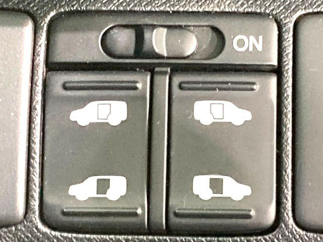 �y�����p���[�X���C�h�h�A�z�X�}�[�g�L�[��^�]�Ȃ̃X�C�b�`�Ō�ȗ����X���C�h�h�A�̊J���\���d��������͂����ăh�A���J����K�v�������A�����Ȃ��q�l�ł��ȒP�ɊJ���߂ł����K�ł���