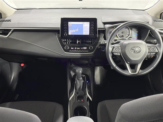 カローラツーリング1.8 ハイブリッド S