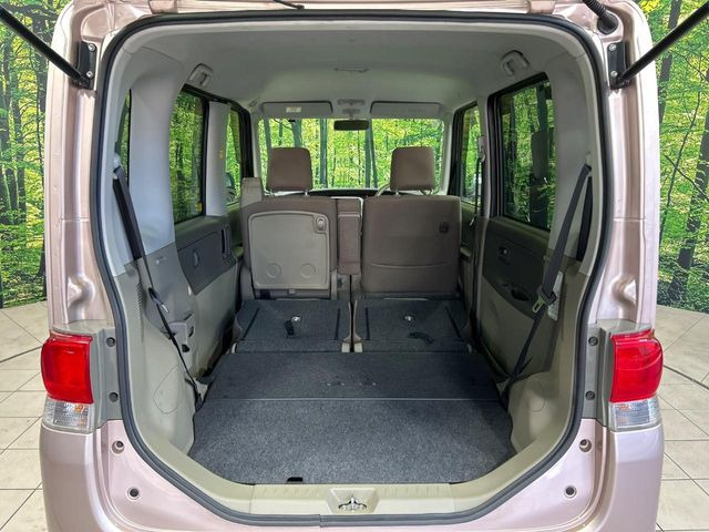 ���i�̂���������ʋ΁A���}���ɏ\���ȉ׎��X�y�[�X���m�ۂ��Ă���܂��B�Z�J���h�V�[�g��|���ƁA�傫�ȉו��̐ύڂ��\�ł���