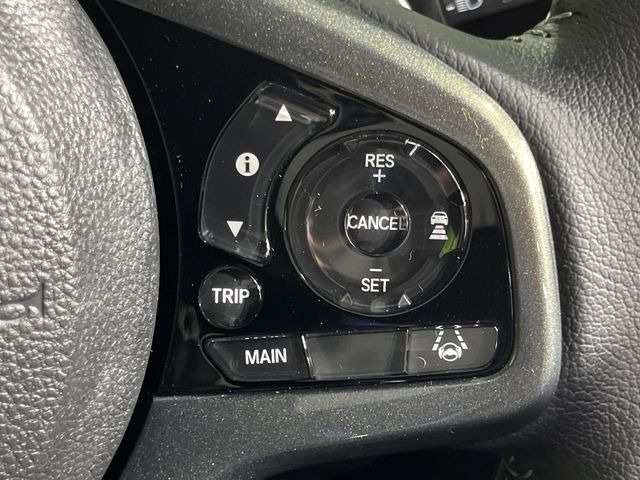 �y�A�_�v�e�B�u�N���[�Y�R���g���[���z�������H�ł̒��������s���y��!!�����ő��x��ۂN���[�Y�R���g���[�����A�Փˌy���V�X�e���ƘA�g���A�O���̎ԗ������m���ĎԊԂ�ۂ悤�ɑ��x���߂��Ă���܂�!!