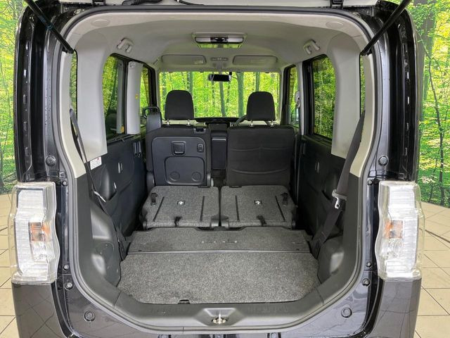 ���i�̂���������ʋ΁A���}���ɏ\���ȉ׎��X�y�[�X���m�ۂ��Ă���܂��B�Z�J���h�V�[�g��|���ƁA�傫�ȉו��̐ύڂ��\�ł���