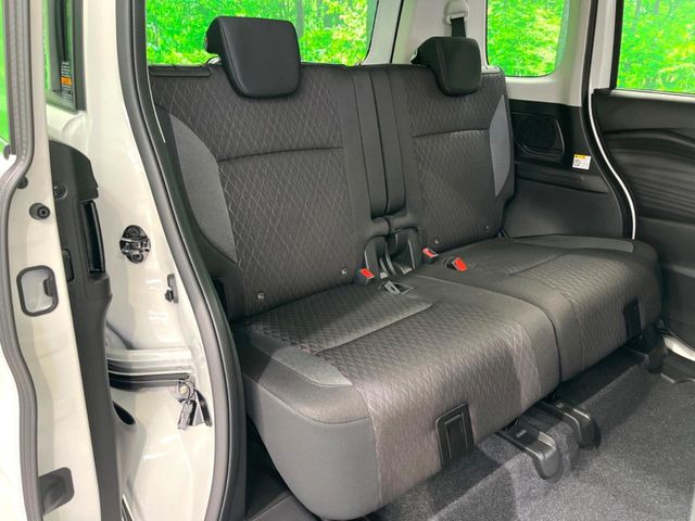 ���i���ȃI���W�i���t���A�}�b�g���I�v�V�����ɂĂ��p�ӂ��Ă���܂��B���D���ȃf�U�C����J���[�����Ԃɍ��킹�đI��ł����������Ƃ��ł��܂���