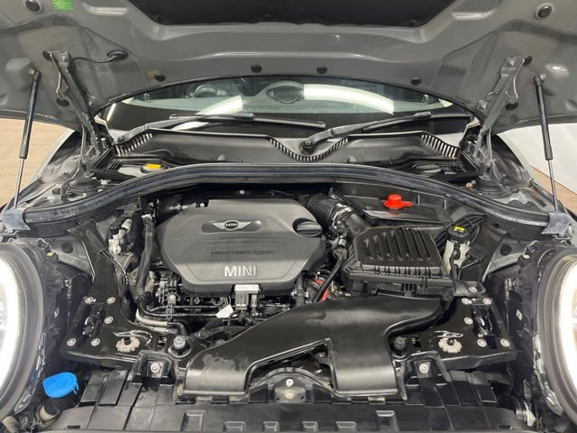 �����X�ł́A�e���[�J�[�̐�p�f�f�e�X�^�[�𓱓��B���Ǝ��i�����e�N�j�J���X�^�b�t���풓���Ă���܂��̂ŁA������̍ۂɂ����S���Ă����p���������܂��B