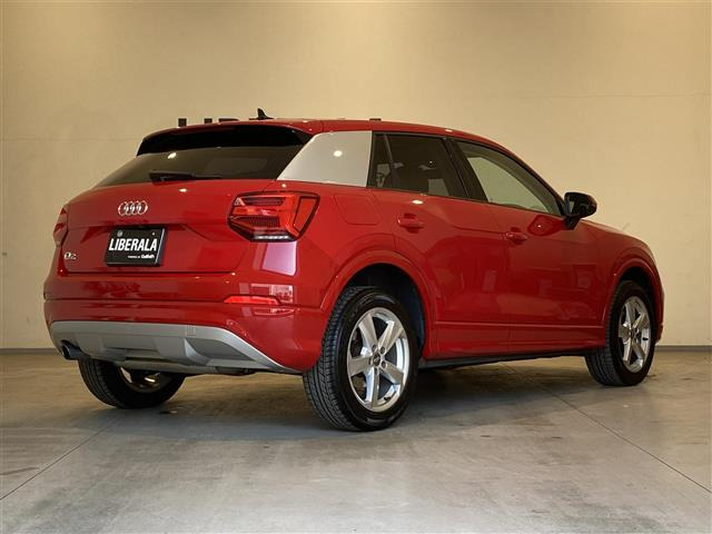 Q230 TFSI スポーツ