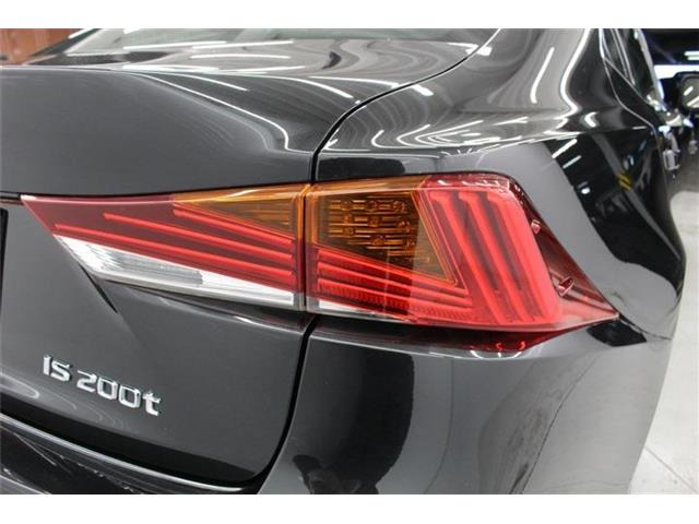 ���Ǝҗl�ւ̔̔��͂��f�肳���Ă��������܂��B �Ԍ������ԗ��̏ꍇ�́A�Ԍ����擾�������x�������z�ŕ\�����Ă���܂�