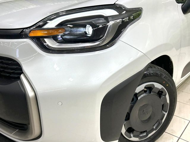 �yLED�w�b�h���C�g�z���V����ԑ��s�����ǍD�Ȏ��E���m�ۂ����S���ĉ^�]�ł��鍂�P�xLED�w�b�h���C�g�𑕔�!�_�����x�������A����d�͂��}�����Ă��܂��B