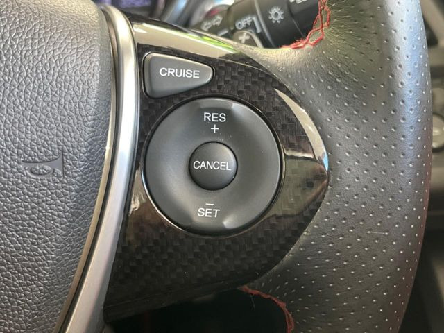 �y�N���[�Y�R���g���[���z�������H�����N���N���s�B�A�N�Z���𗣂��Ă���葬�x�ő��s���ł��A�������^�]���̕��S���y��!�����E�������ȒP�ȃX�C�b�`����Œ����ł��܂��B