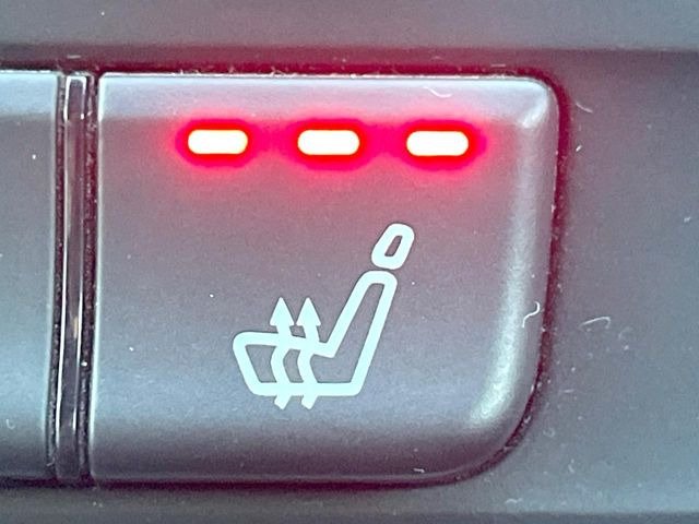 ���t�����g�V�[�g�q�[�e�B���O:�^�]�ȁE����ȋ��ɎO�i�K�Œ��߂��\�ȃV�[�g�q�[�^�[�𑕔����Ă���܂��B�G�߂��킸���K�ɂ��g�p���������܂��B