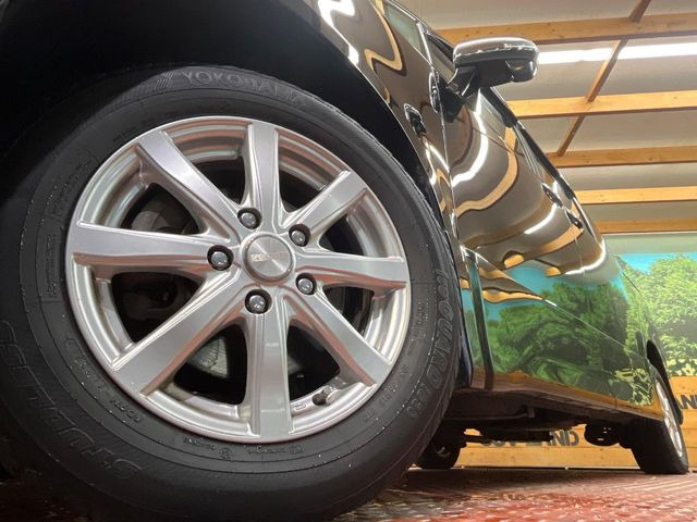 �y15�C���`�A���~�z�C�[���z�O�ςɃ}�b�`�����A���~�z�C�[���𑕒����Ă���܂��B�e��A���~�z�C�[����A�X�^�b�h���X�^�C�����戵�����Ă���܂��B���񂲑��k����������