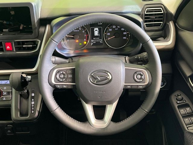 �y�����v�����X�e�A�����O�z�㎿�Ȋv���g�p���邱�ƂŁA��ɂ����������݂ƂĂ��^�]���₷���n���h���ł���