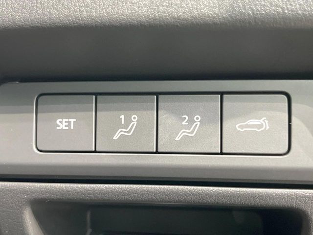 �y�p���[�V�[�g�z�X�C�b�`��ŊȒP�ɃV�[�g�̔��������\!�d��������͂�����܂���!���K�ȃV�[�g�|�W�V�����ɃZ�b�g���āA���K�ȃh���C�u�����y���݂��������B