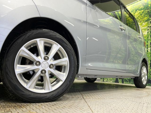 �y����14�C���`�A���~�z�C�[���z�O�ςɃ}�b�`���������A���~�z�C�[���𑕒����Ă���܂��B�e��ЊO�A���~�z�C�[����A�X�^�b�h���X�^�C�����戵�����Ă���܂��B���񂲑��k����������