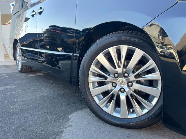 �y�����A���~�z�C�[���z�O�ςɃ}�b�`���������A���~�z�C�[���𑕒����Ă���܂��B�e��ЊO�A���~�z�C�[����A�X�^�b�h���X�^�C�����戵�����Ă���܂��B���񂲑��k����������