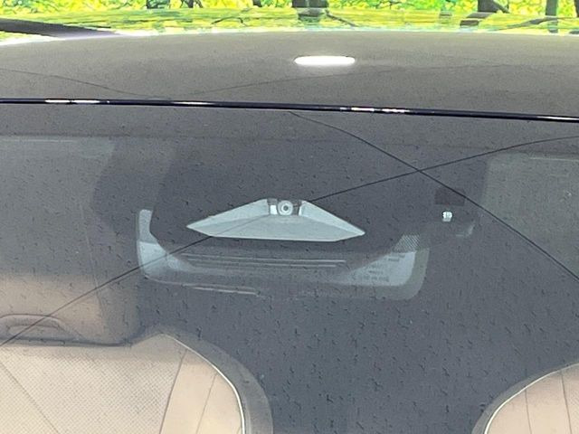 �y�v���N���b�V���Z�[�t�e�B�z�O���̎ԗ��������m���A�Փ˂������Ȏ��͌x��Œ��ӂ𑣂��A�u���[�L�𓥂ޗ͂��T�|�[�g�B�u���[�L�𓥂߂Ȃ������ꍇ�͏Փ˔�Q�y���u���[�L���쓮�A�Փˉ�����T�|�[�g���܂��B