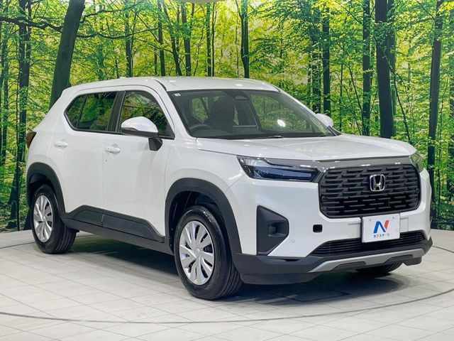 高透明度のガラス皮膜で撥水はもちろん、上質なツヤ・光沢を実現。紫外線や酸性雨から大切な愛車を保護し、色あせ・劣化を防止。「弾スプラッシュコート」、「弾プリミッサコート」からお選びいただけます。