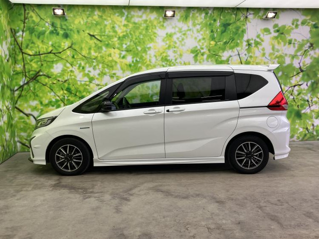 フリード1.5 ハイブリッド モデューロX ホンダセンシング