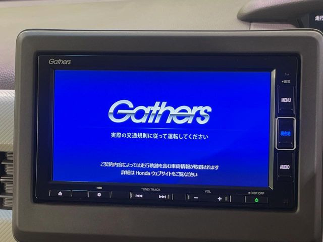 �y�����i�r�z�l�C�̏����i�r�𑕔����Ă���܂��B�i�r�̎g���₷���͂������A�I�[�f�B�I�@�\���[��!�L�����v�◷�s�͂������A�ʋ΂┃�����ȂǕ��i�̃h���C�u���y�����Ȃ�͂���