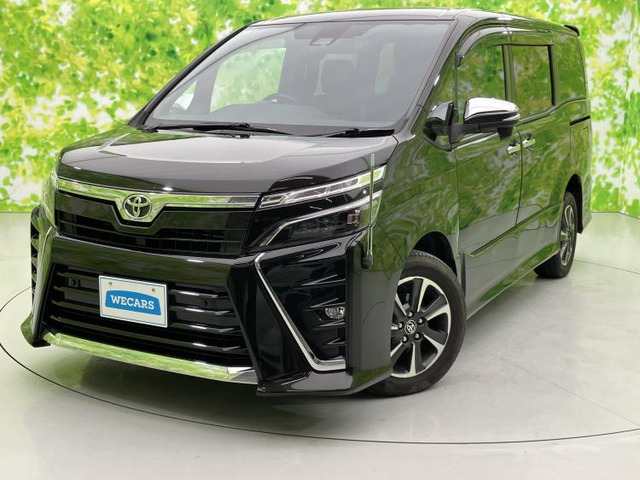 ヴォクシー2.0 ZS 煌III 4WD