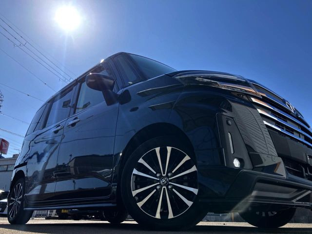 �y�A���~�z�C�[���z�O�ςɃ}�b�`�����A���~�z�C�[���𑕒����Ă���܂��B�e��A���~�z�C�[����A�X�^�b�h���X�^�C�����戵�����Ă���܂��B���񂲑��k����������