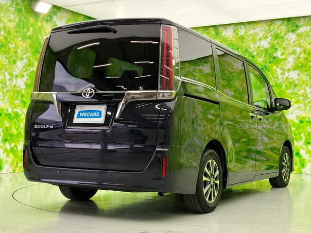 エスクァイア2.0 Gi プレミアムパッケージ ブラックテイラード