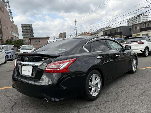 ティアナ2.5 XV ナビAVMパッケージ