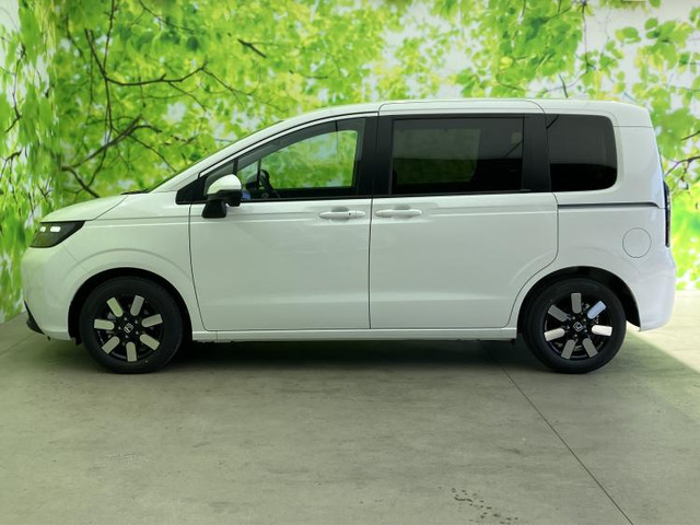 フリード1.5 e:HEV エアー EX