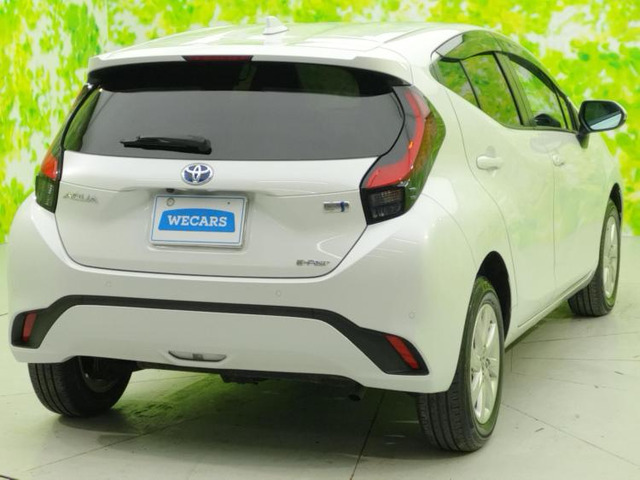 アクア1.5 Z E-Four 4WD