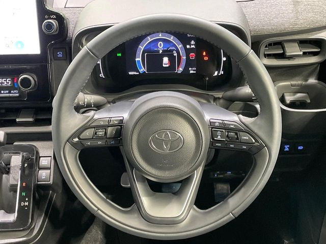 �y�����v�����X�e�A�����O�z�㎿�Ȋv���g�p���邱�ƂŁA��ɂ����������݂ƂĂ��^�]���₷���n���h���ł���