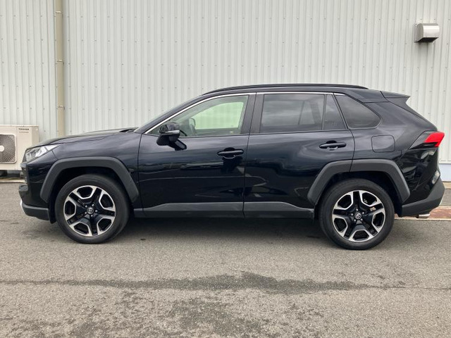 RAV42.0 アドベンチャー 4WD