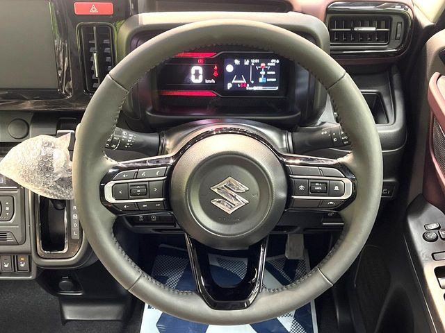 �y�����v�����X�e�A�����O�z�㎿�Ȋv���g�p���邱�ƂŁA��ɂ����������݂ƂĂ��^�]���₷���n���h���ł���