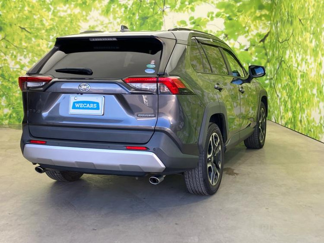 RAV42.0 アドベンチャー 4WD