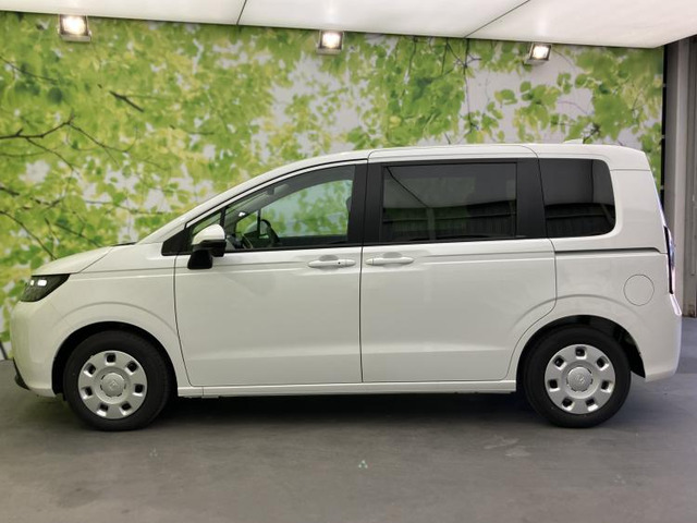 フリード1.5 e:HEV エアー