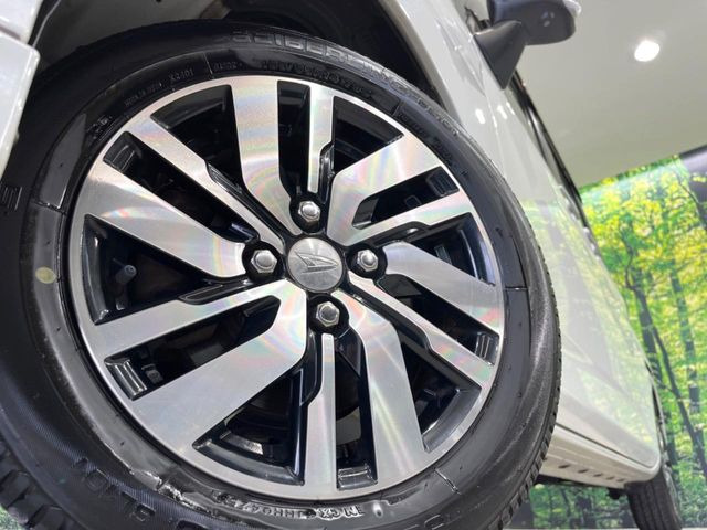 �y����14�C���`�A���~�z�C�[���z�O�ςɃ}�b�`���������A���~�z�C�[���𑕒����Ă���܂��B�e��ЊO�A���~�z�C�[����A�X�^�b�h���X�^�C�����戵�����Ă���܂��B���񂲑��k����������