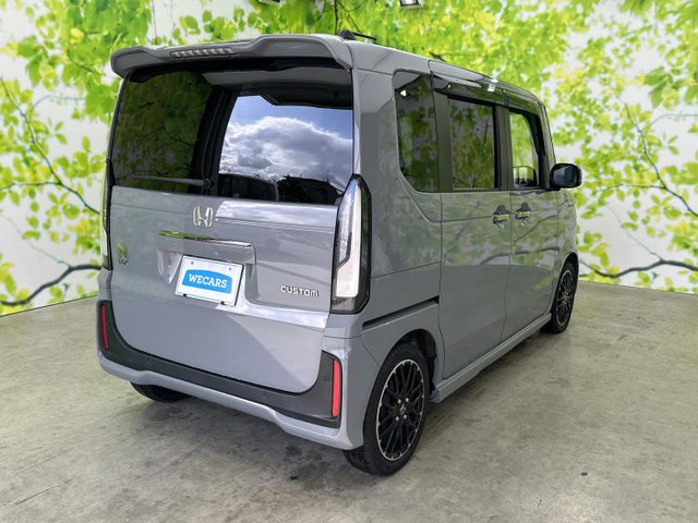 N-BOXカスタムターボ コーディネートスタイル モノトーン